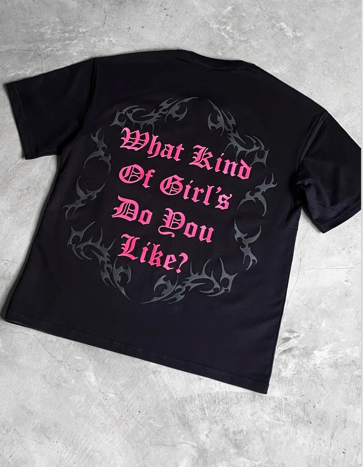 TODO / WHAT KIND OF GIRLS / OVERSIZED T-SHIRT